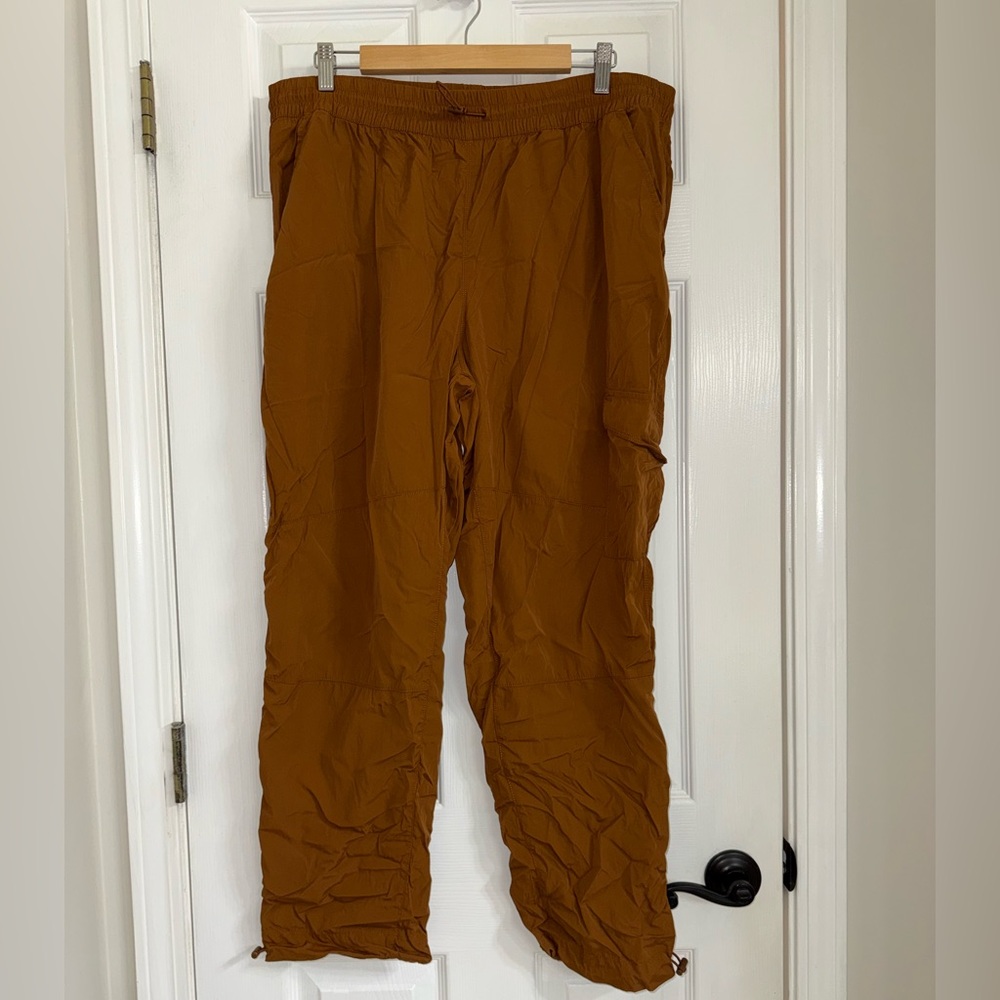 Alpine Design Women's Brown Nylon Cargos